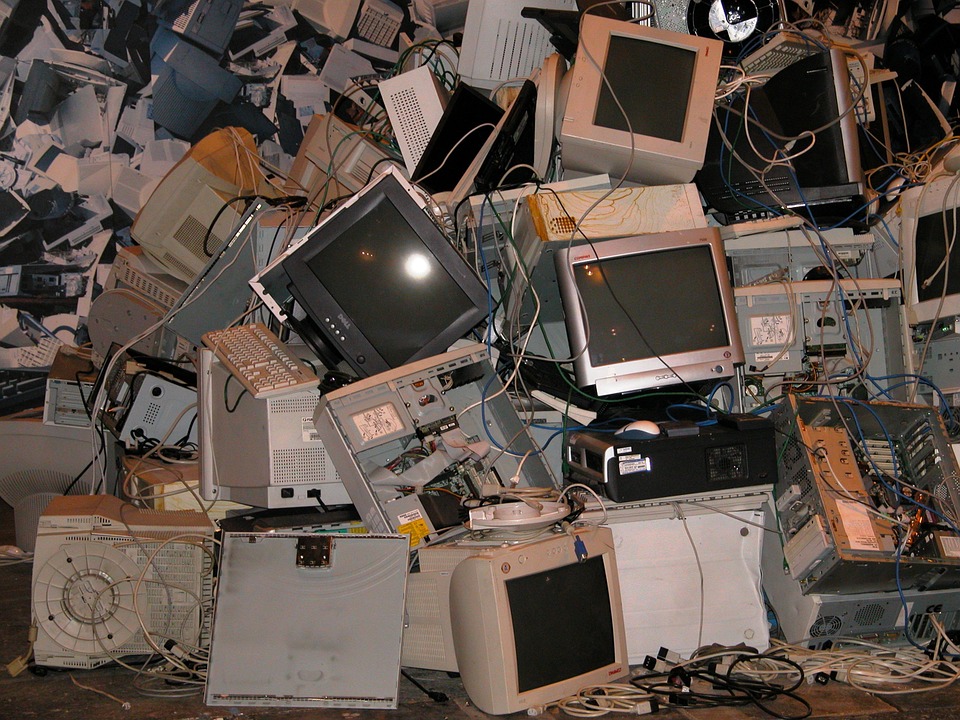 Como descartar lixo eletrônico para evitar impactos ambientais?