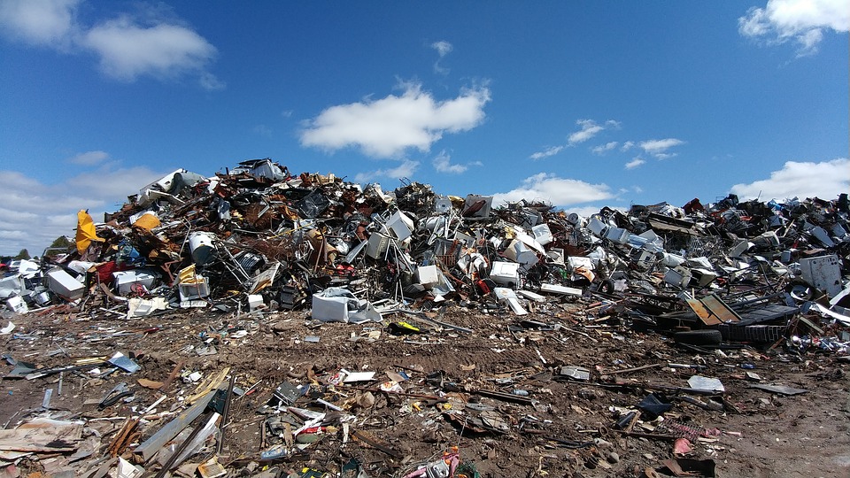 danos ambientais ao destinar resíduos inertes